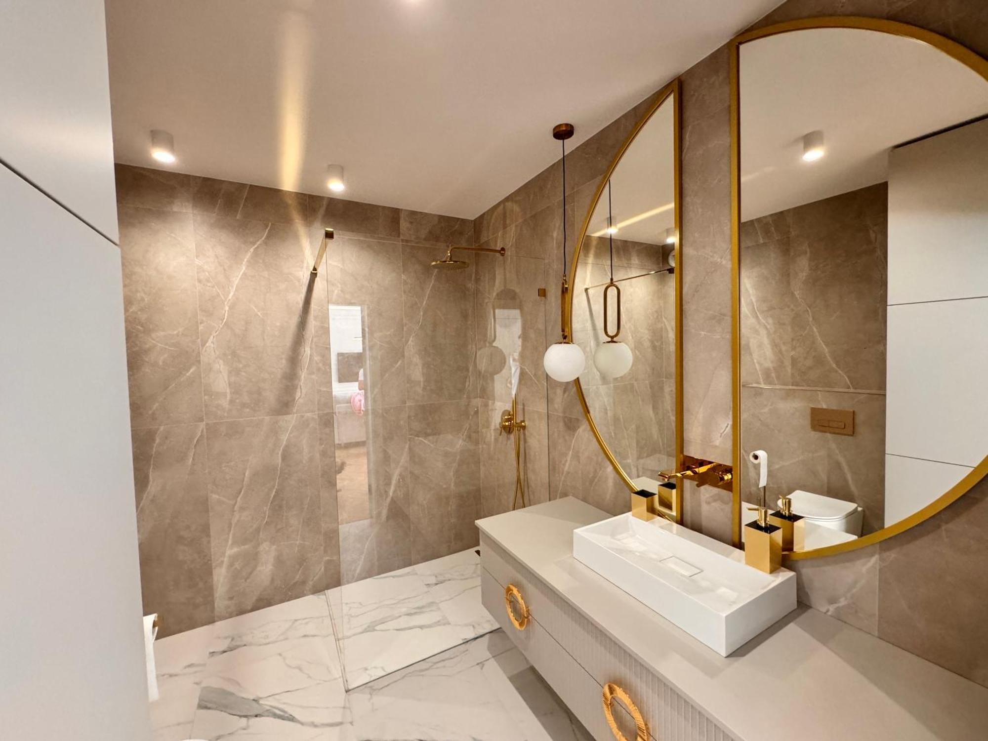 Taupe II Wyjatkowy Apartament W Centrum Lodzi Kültér fotó