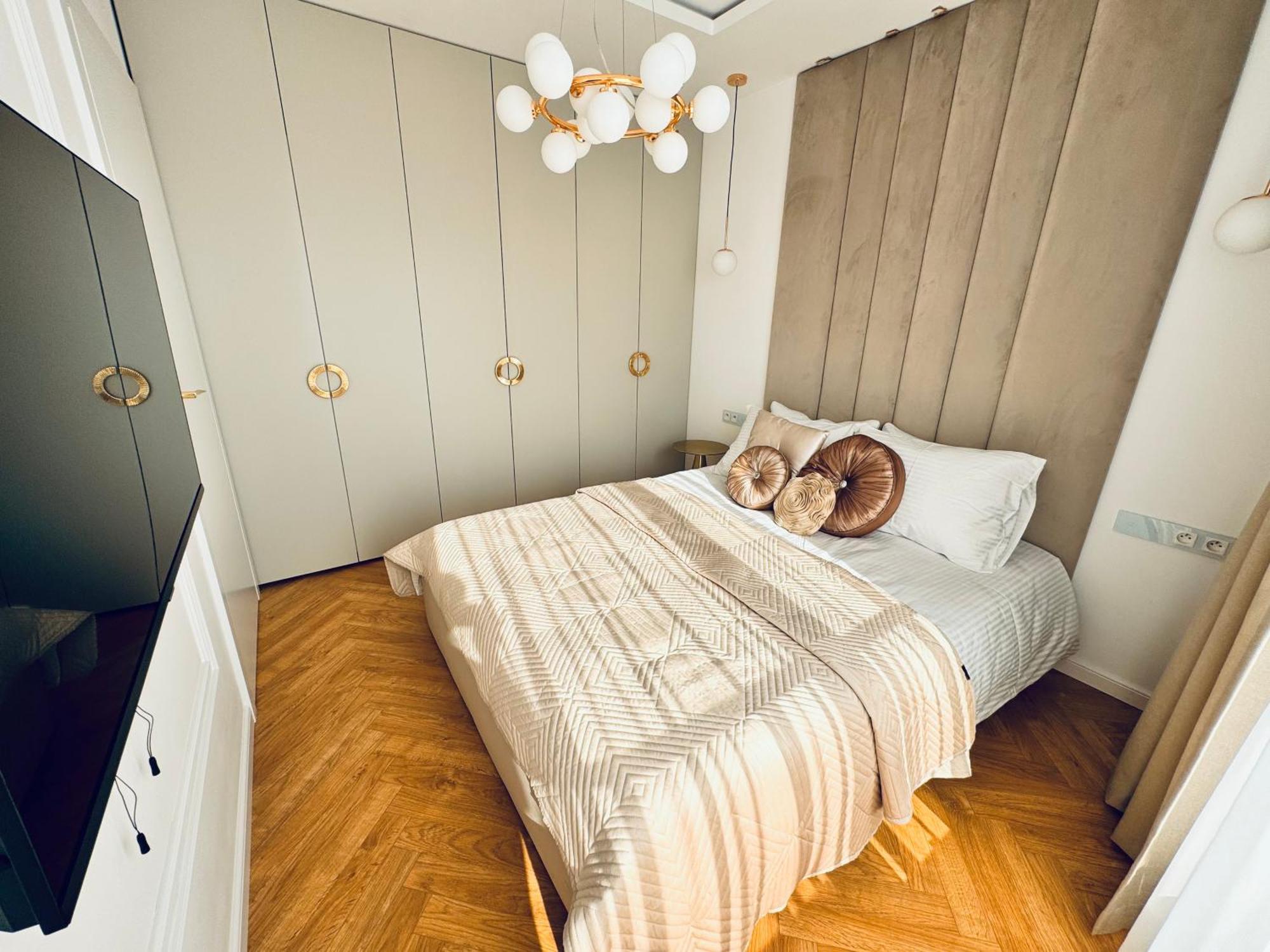 Taupe II Wyjatkowy Apartament W Centrum Lodzi Kültér fotó